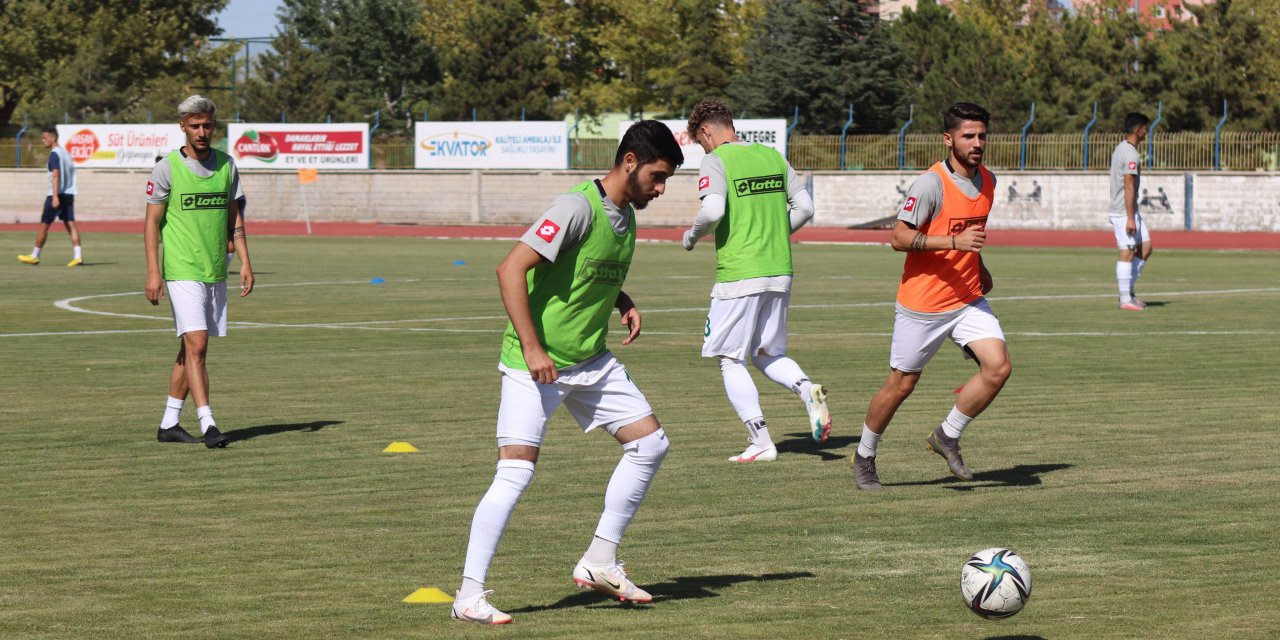 1922 Konyaspor sezonu 1 puanla açtı