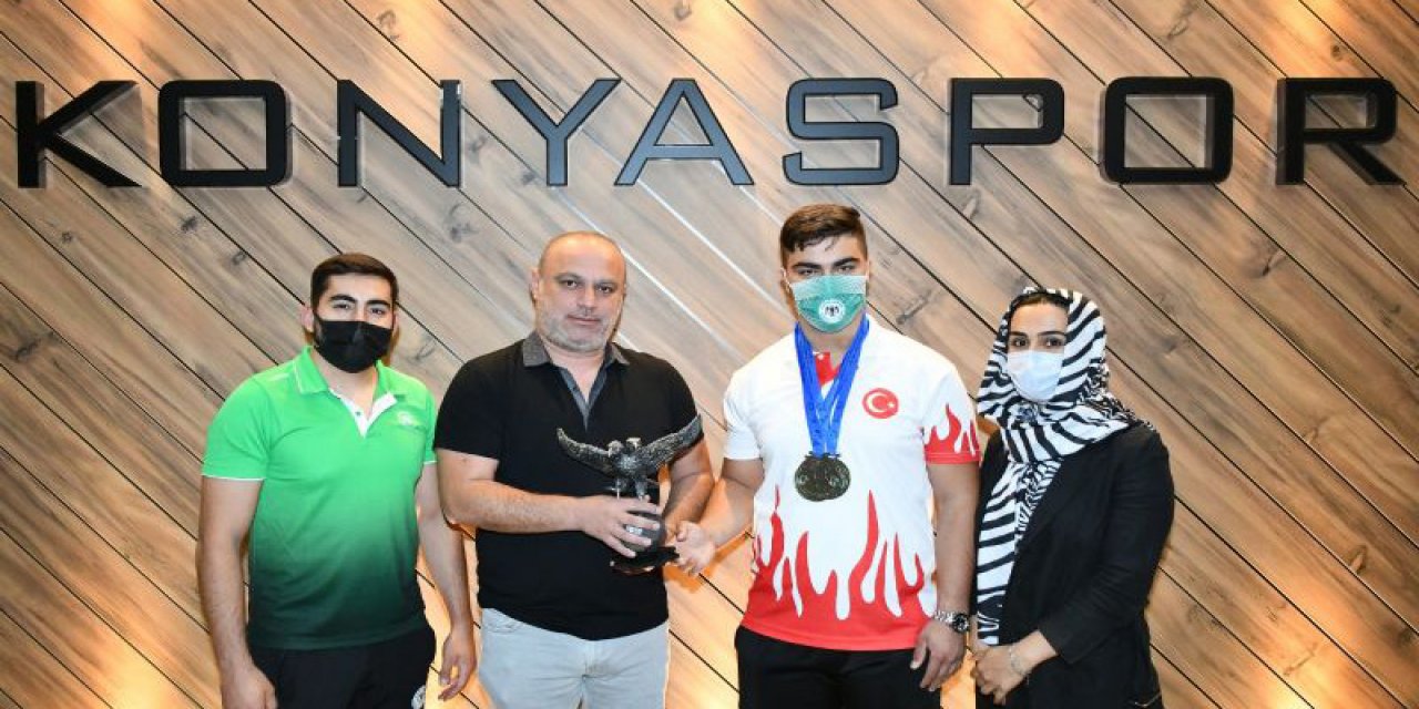 Konyaspor, rekortmen sporcuyu ağırladı