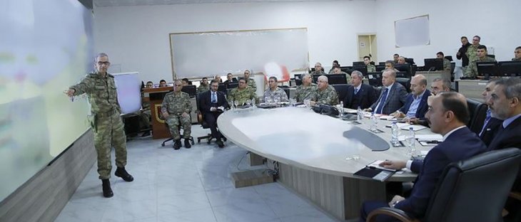 Cumhurbaşkanı Erdoğan'dan Şanlıurfa'daki Harekat Merkezi'ne ziyaret