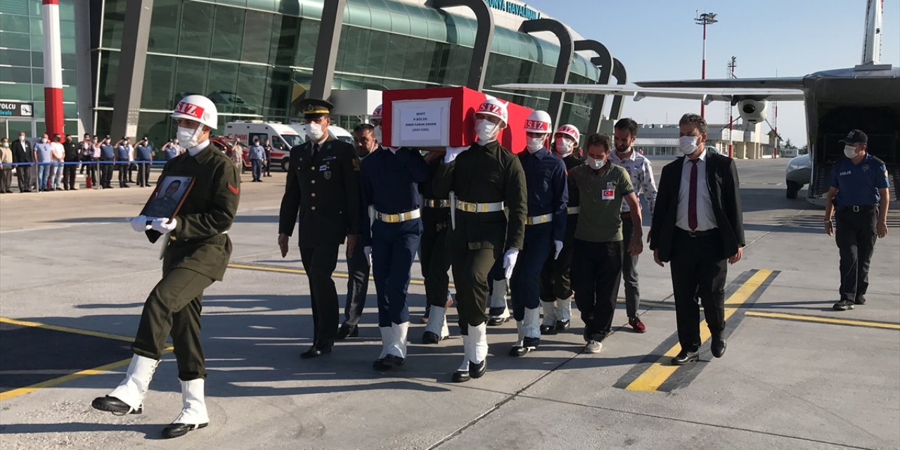 Şehidimizin naaşı memleketi Konya'ya getirildi