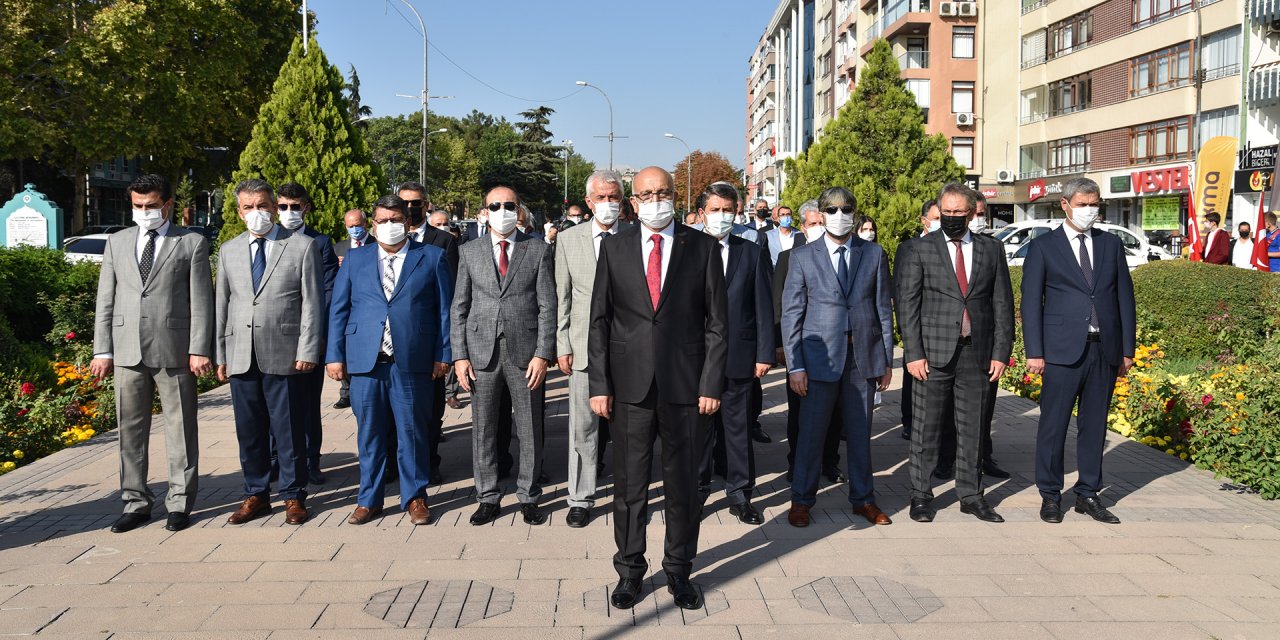 Konya'da İlköğretim Haftası törenle kutlandı