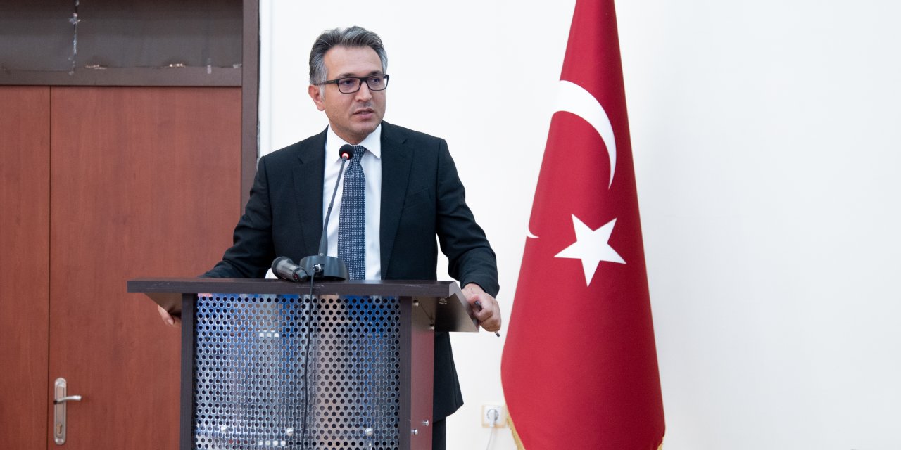 Rektör Aksoy, Selçuk Hukuk'ta konuştu: Hiçbir terör yapılanmasına fırsat vermeyeceğiz
