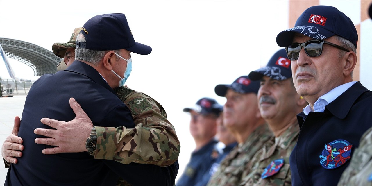 İki ülkenin Bakan ve Komutanları Konya'da kucaklaştı: "Hamınız salamat ve yahşı galın"