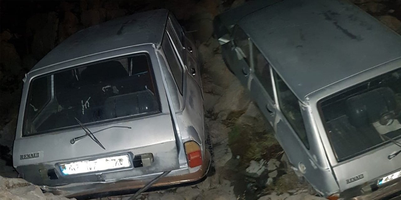 Konya'da misafirliğe giden sürücü, otomobilini park ettiği yere dönünce büyük şok yaşadı