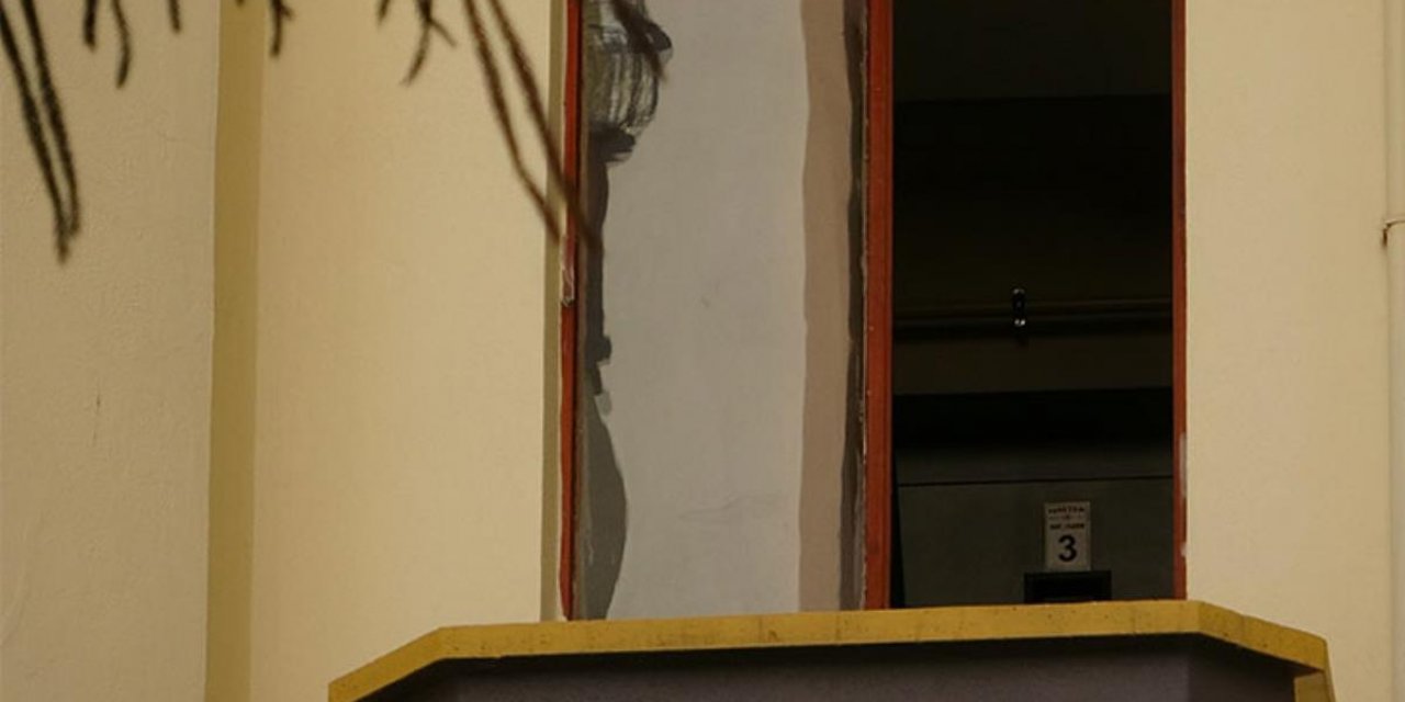 Müteahhidin acı sonu! Karısına yardım etmek istedi, çocuklarının gözü önünde öldü