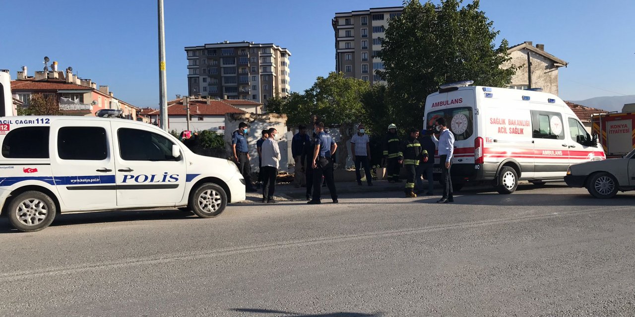 Konya’da ekipleri alarma geçiren olay! Çatı çöktü, bir kişi göçük altında kaldı