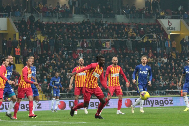 Süper Lig'de liderlik yarışında en az puanlı sezon