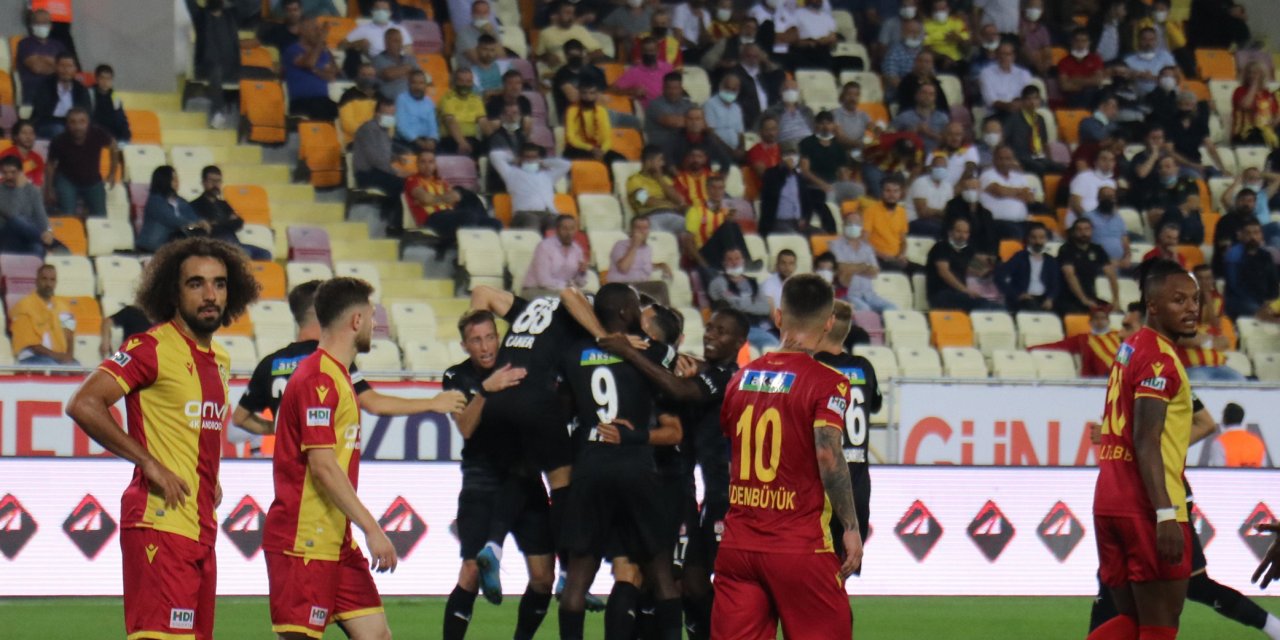 Süper Lig'in en çok gol yiyen takımı Yeni Malatyaspor
