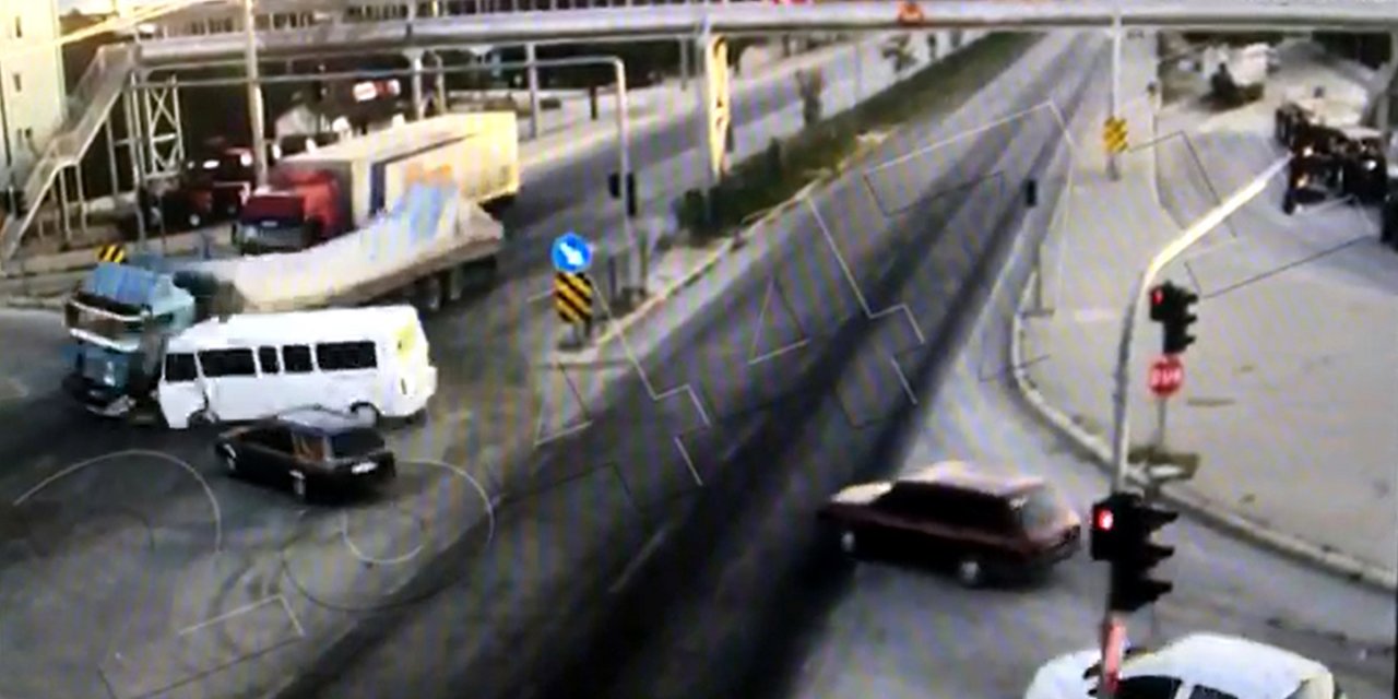 Aynı kavşakta bir hafta arayla ikinci TIR kazası: 6 yaralı