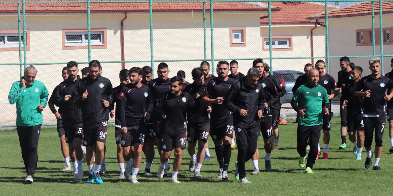 1922 Konyaspor’da hedef 3 puan