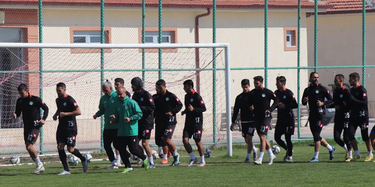 1922 Konyaspor ara vermedi