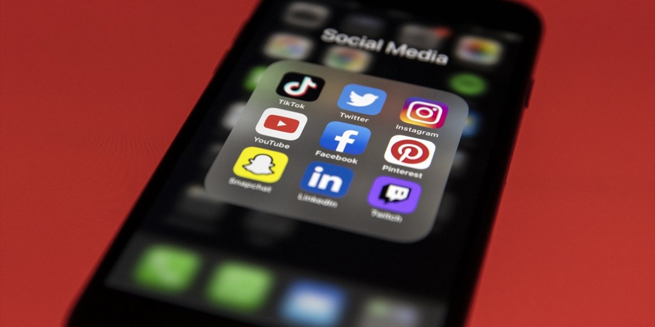 Facebook, WhatsApp ve Instagram çöktü mü? Erişim sağlanamıyor