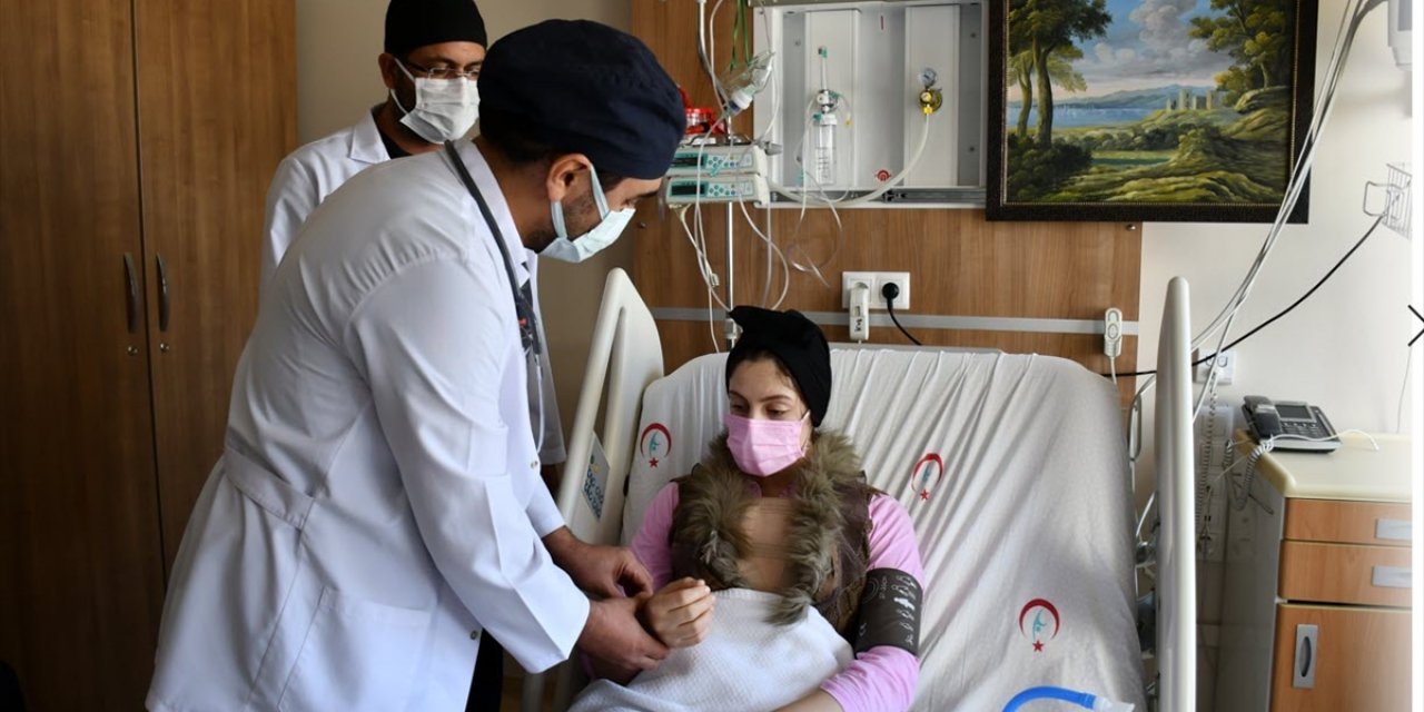 Nevşehir'de hastanın delik kalbine kendi kalp zarından yama yapıldı