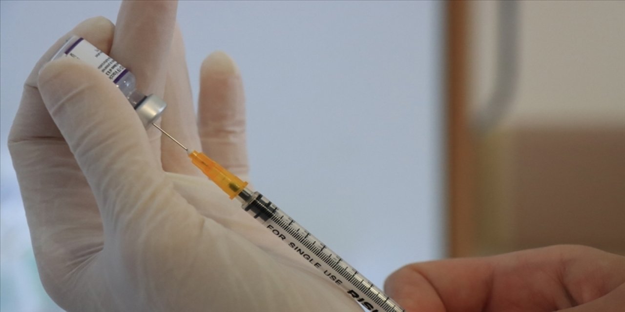 'Kış zor geçecek' diyen Bilim Kurulu Üyesinden flaş talep: 'Kovid-19 aşısı zorunlu olsun'