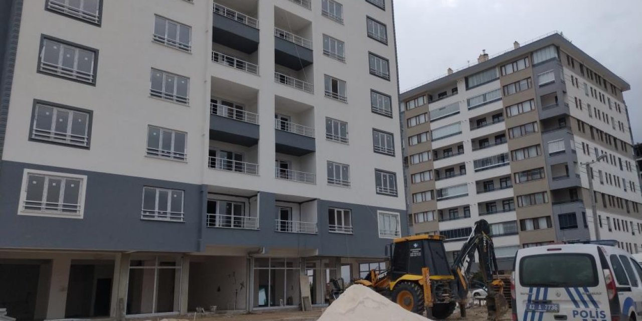 Konya’da inşaat işçisi 7’nci kattan düştü! Durumu ağır