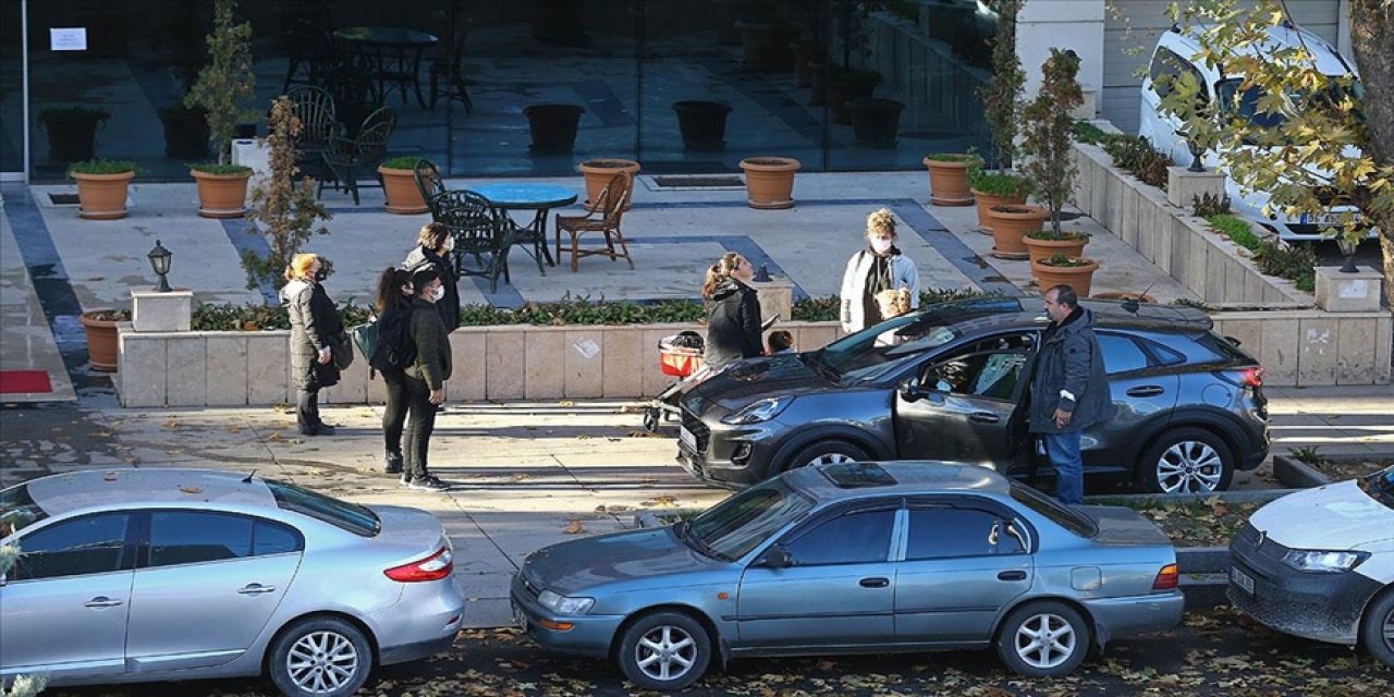 Saat 9'u 5 geçe hayat 1 dakika durdu