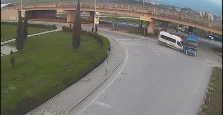 Kavşaklarda geçiş önceliği kuralı ihlal edilince…