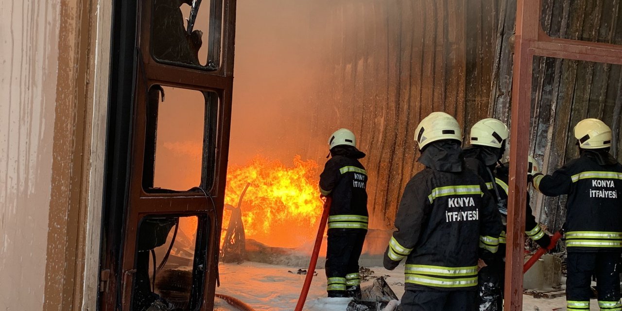 Son Dakika: Konya'da aynı iş yerinde yine yangın çıktı