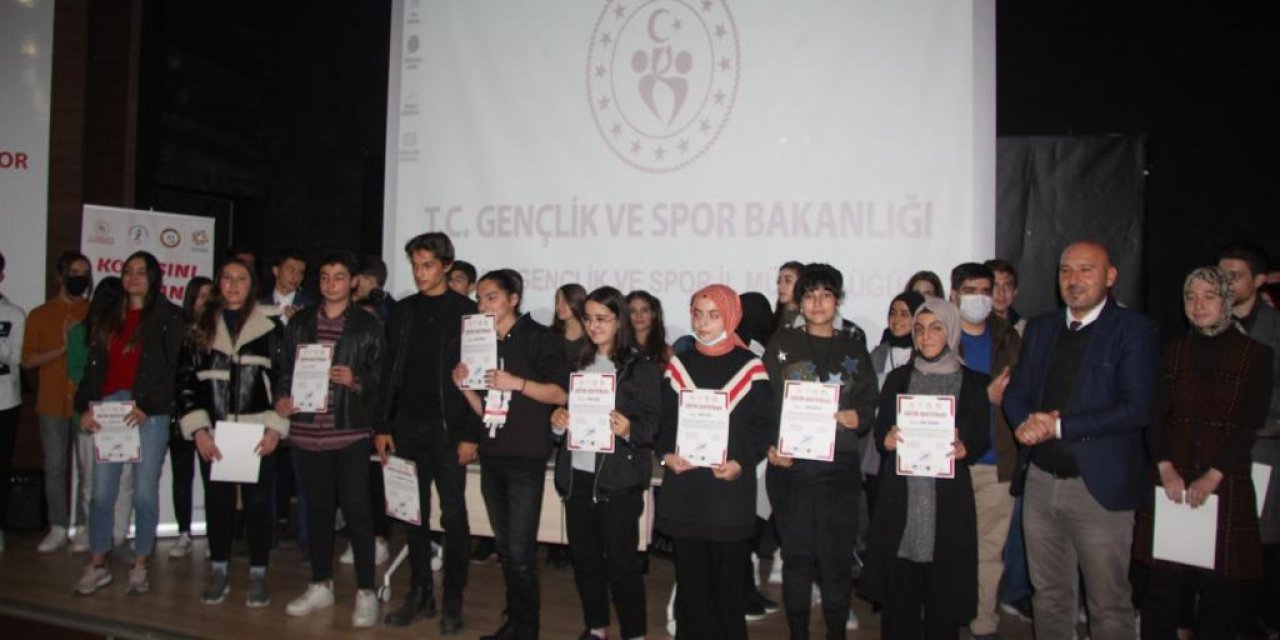 Kozasını Yırtan Kelebekler Projesi’nde sertifika töreni yapıldı