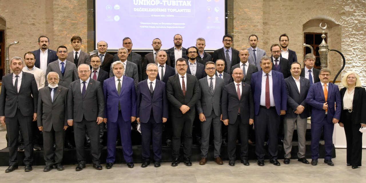 13 üniversitenin yöneticileriyle Konya'da buluştu