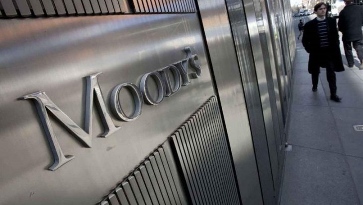 Moody's İngiltere'nin not görünümünü negatife çevirdi