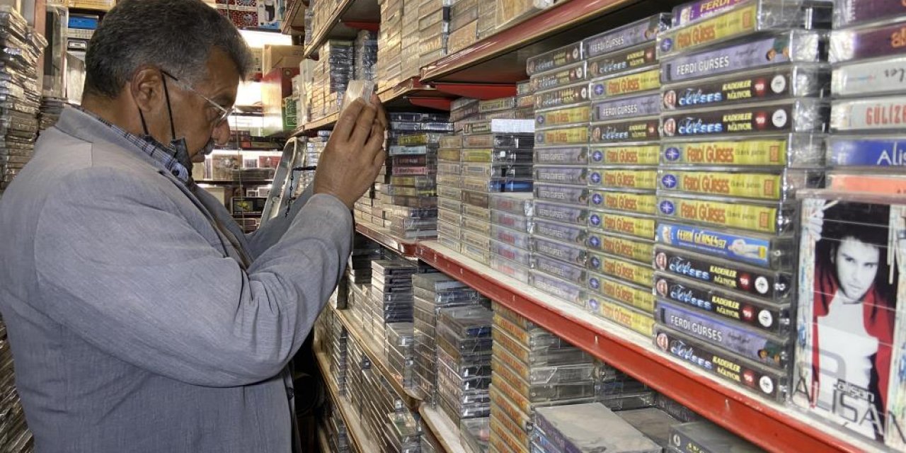 Konya Bedesten Çarşısı'nda zamanda yolculuğa çıkaran dükkan