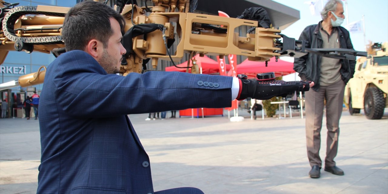 Konya'da üretildi! Robotik kol bombayı el hassasiyetiyle imha ediyor