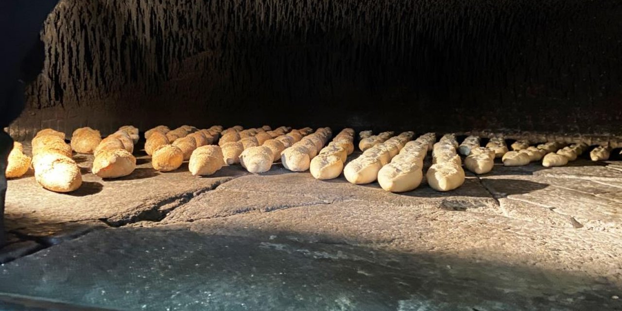 Konya'nın 3 asırlık orijinal tarihi taş fırınını 3 kardeş işletiyor