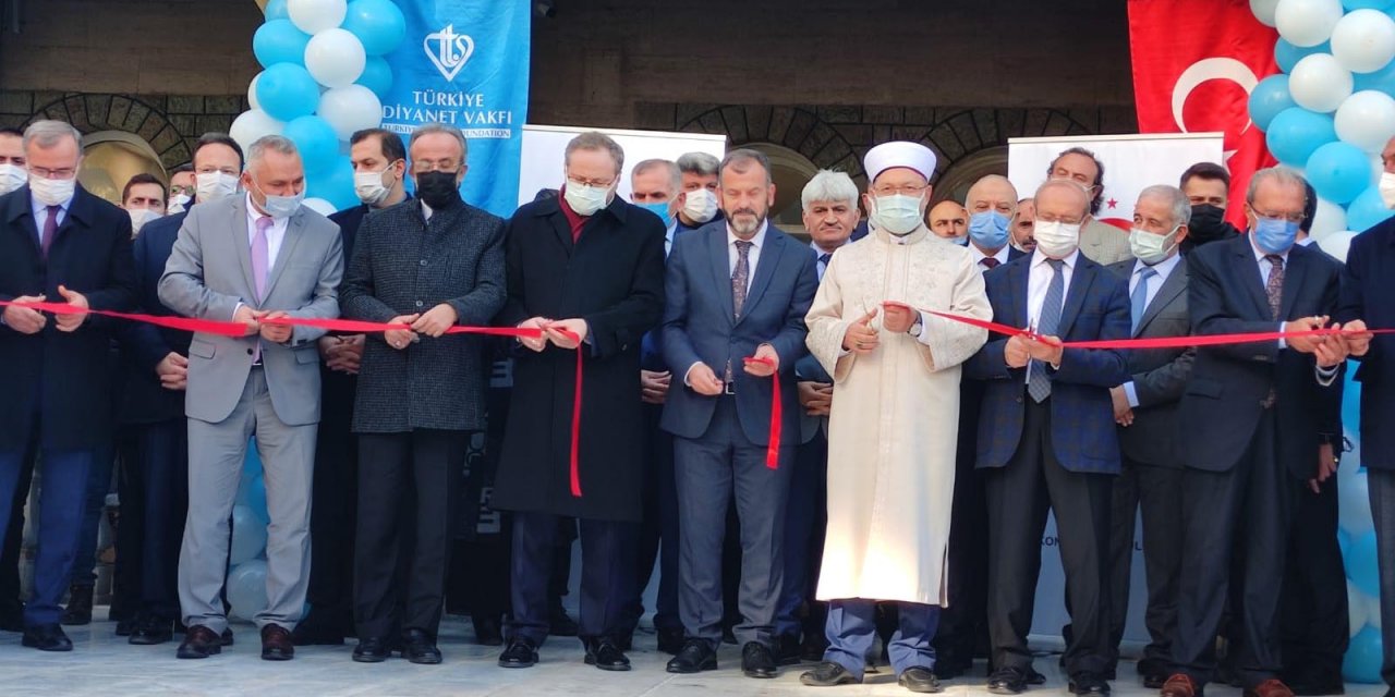 Ali Erbaş Konya'da açılışa katıldı: Kur'an-ı Kerim'in ilk inen suresi 'Oku' diye başlar