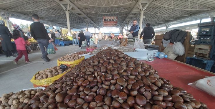 Muhacir pazarı eski yerine taşındı