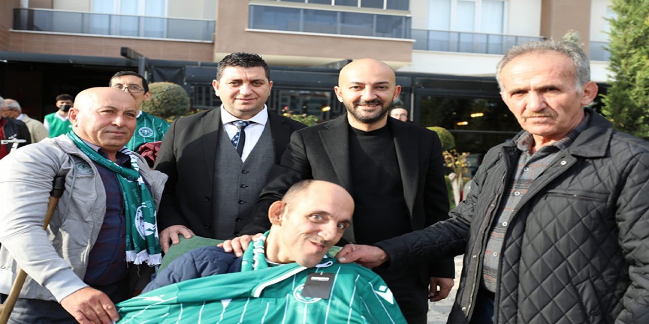 Konyaspor, engelli taraftarlarını unutmadı