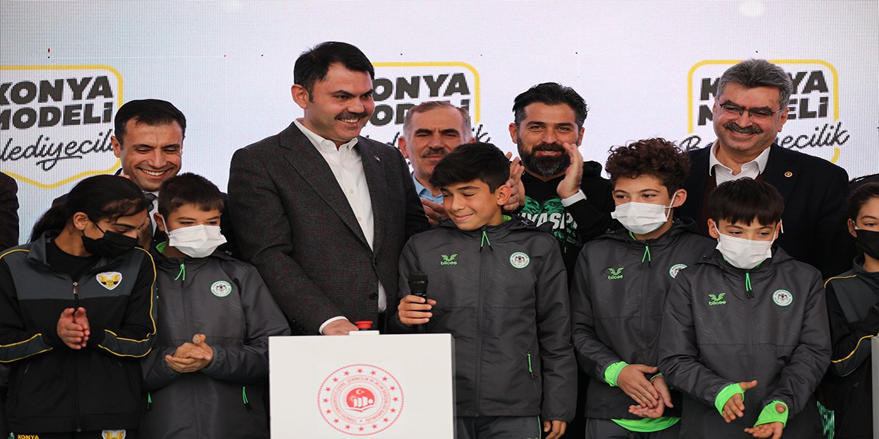 Bakan Murat Kurum’dan flaş Konyaspor açıklaması: Bu yıl şampiyonluğu zorlayacak