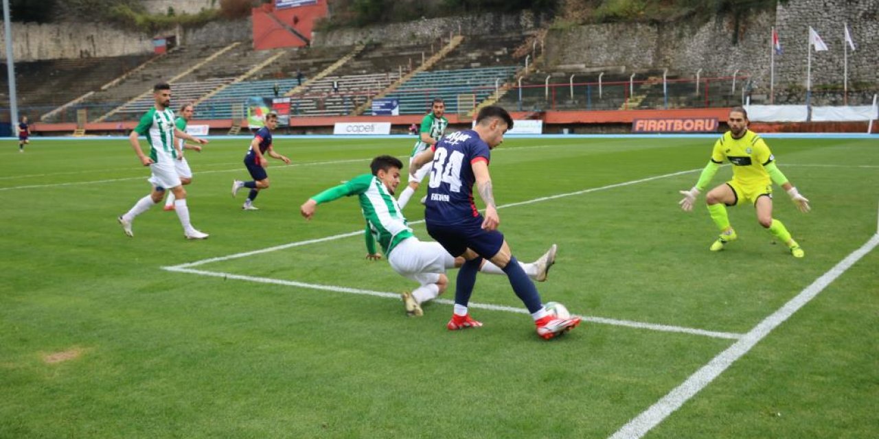 1922 Konyaspor son dakikada kaybetti