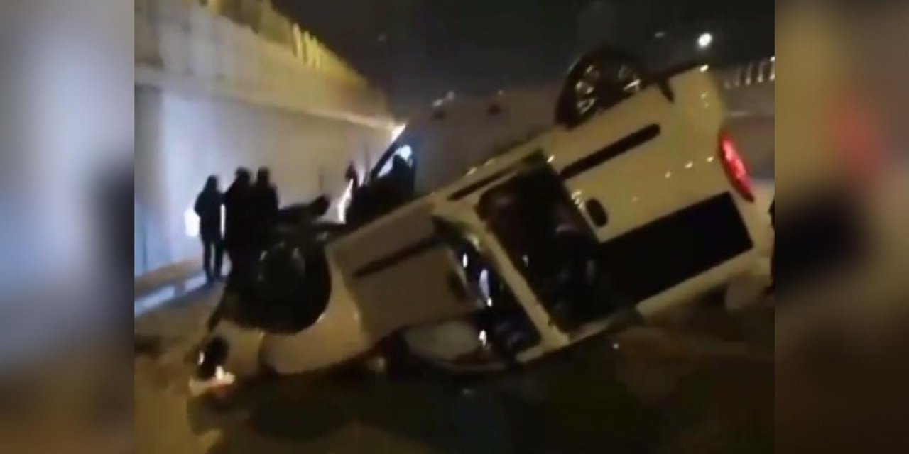 Konya’da hafif ticari araç alt geçide düştü