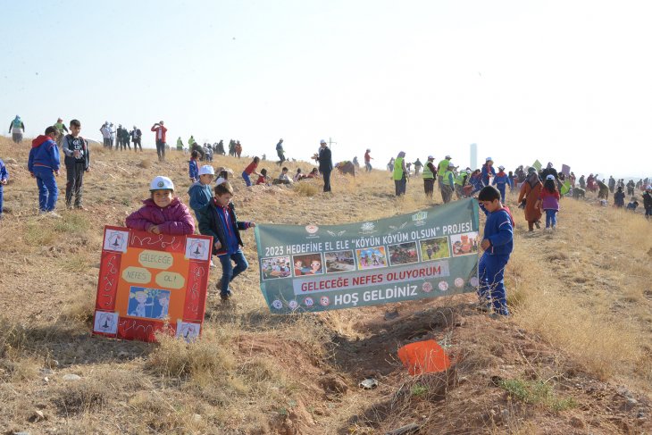 Selçuk’ta ‘Bugün Fidan Yarın Nefes’ etkinliği yapıldı
