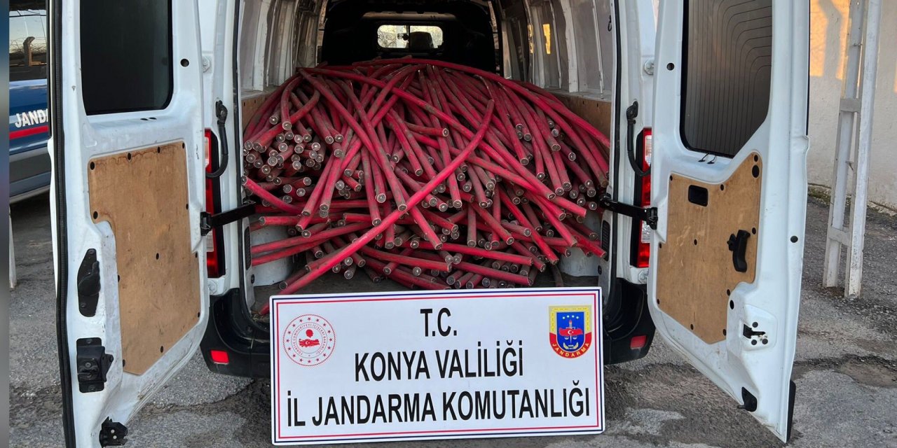 İl il gezip kablo çalan 2 kişi, Konya’da JASAT operasyonuyla yakalandı