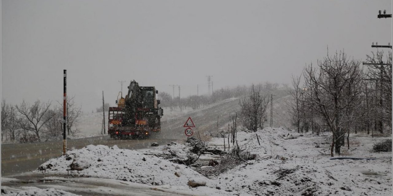 Konya’da beyaz bereket sevinci! Bir ilçe beyaza büründü