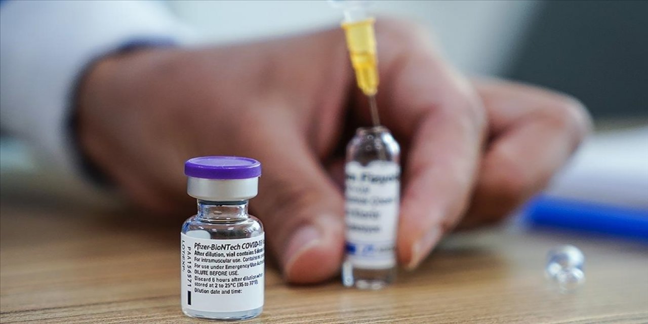 BioNTech aşısı olanlar dikkat! Bilim Kurulu Üyesinden önemli uyarı