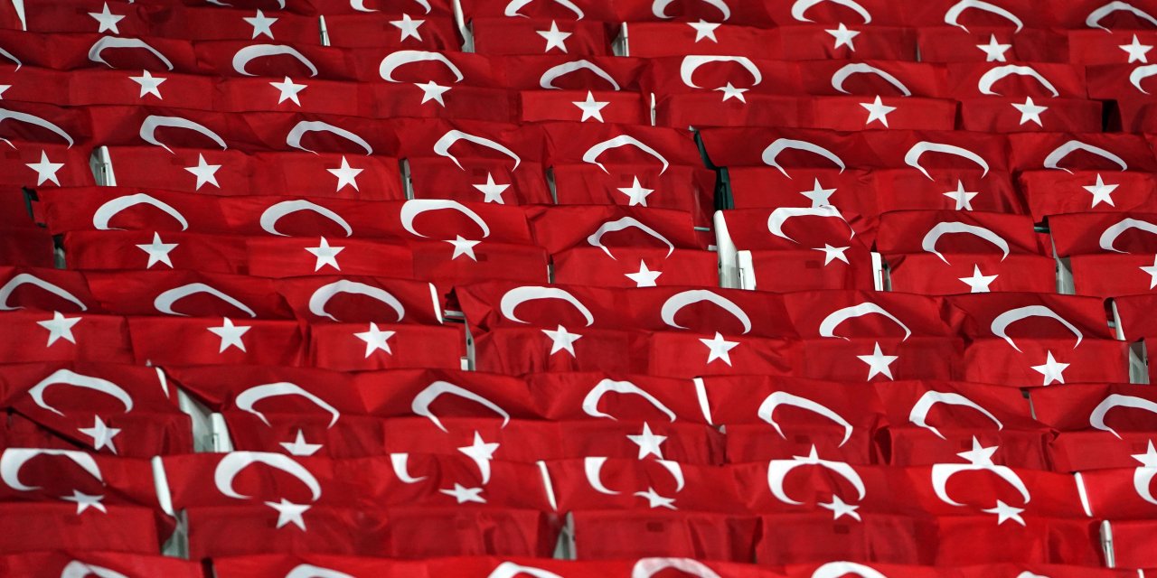 Son Dakika: A Milli Takım'ın rakipleri belli oldu