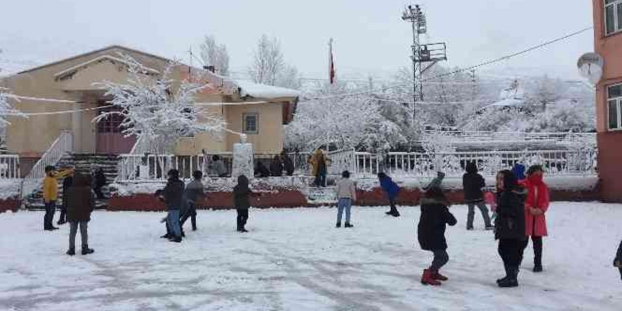 Bingöl’de okullar yarın tatil mi? Bingöl 20 Aralık kar tatili var mı?