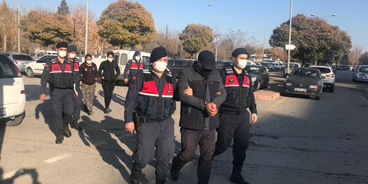 Konya’da kablo hırsızları JASAT’dan kaçamadı