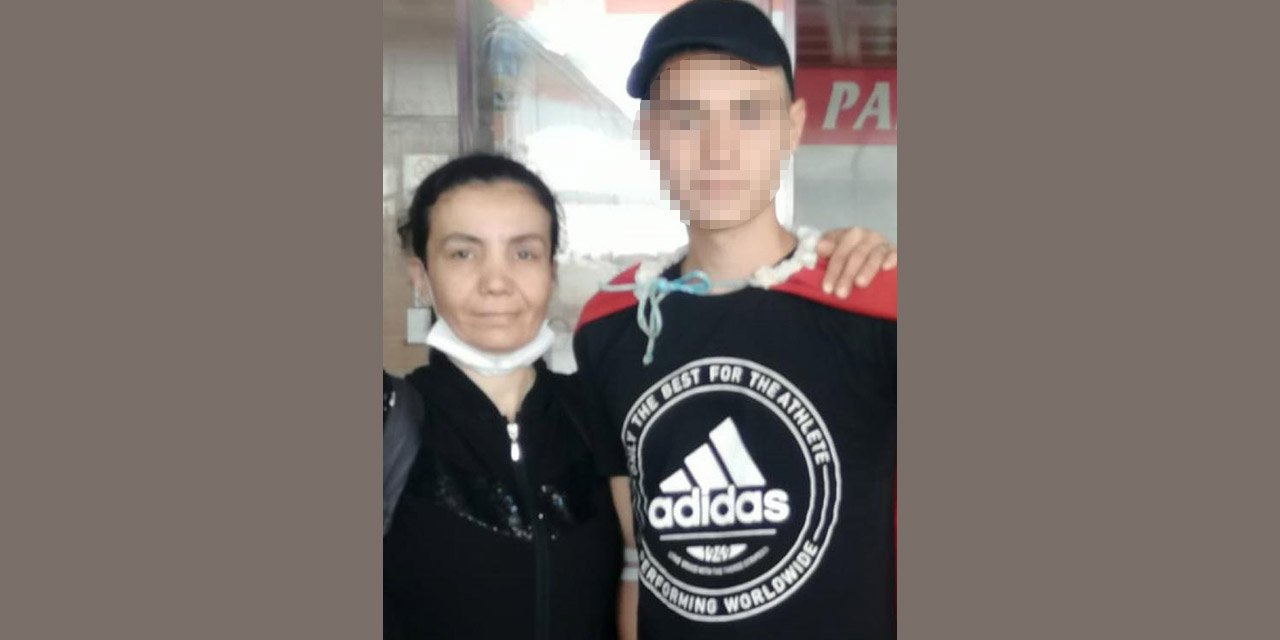 Askerden yeni gelen genç, tüfekle oynarken annesini başından vurdu