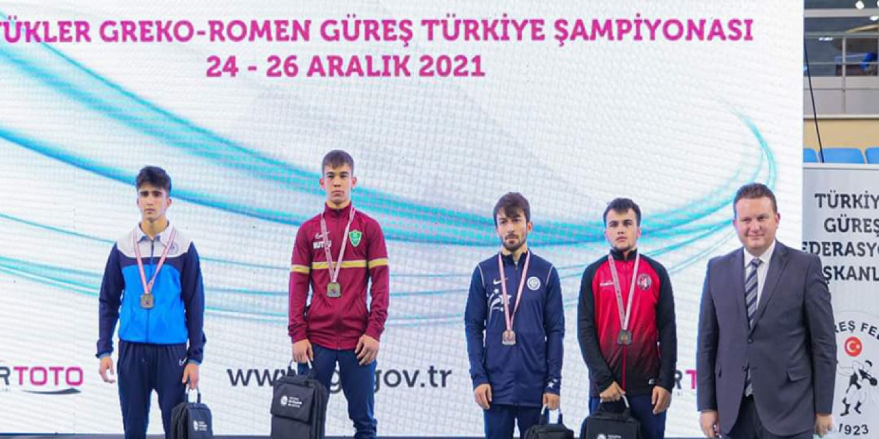 Selçuklu Belediyesporlu güreşçi Türkiye ikincisi