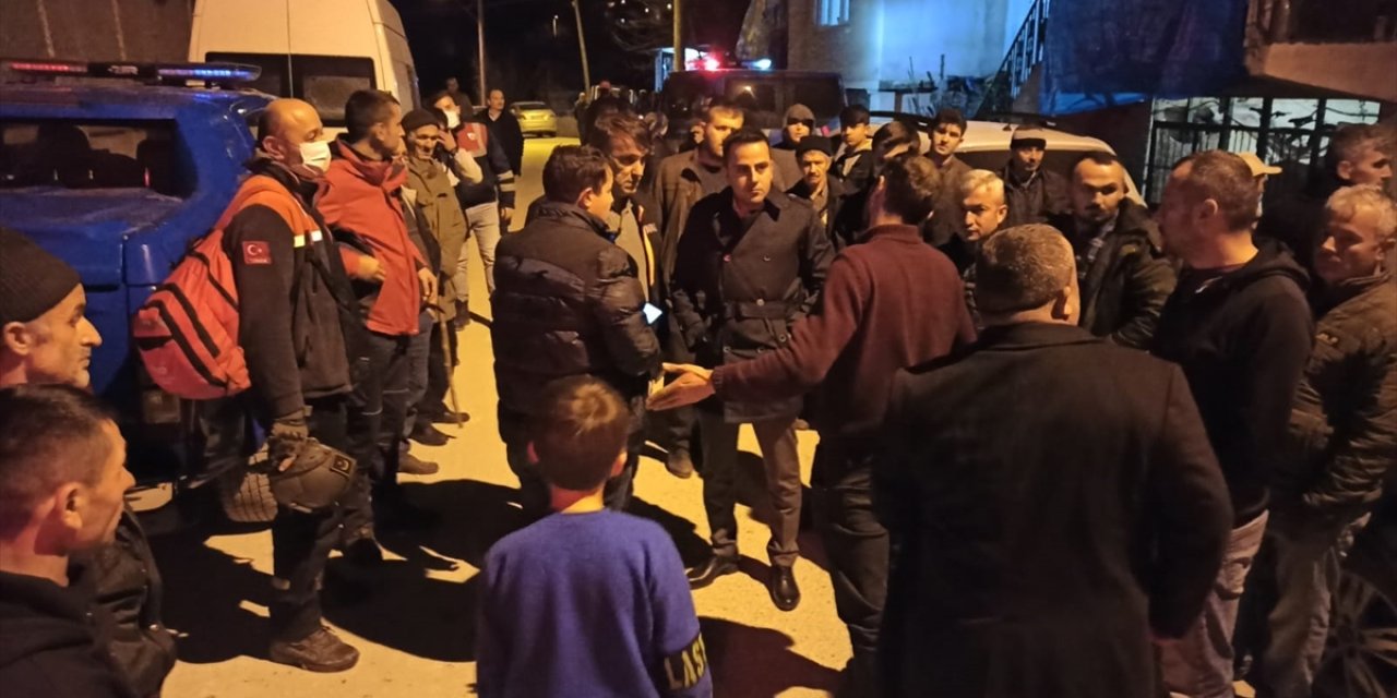 9 yaşındaki çocuk kayboldu, ekipler ve vatandaşlar seferber oldu