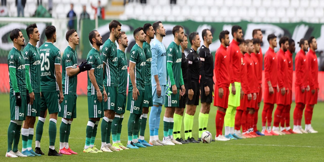 Konyaspor: 2 - Ümraniyespor: 0 (CANLI ANLATIM)