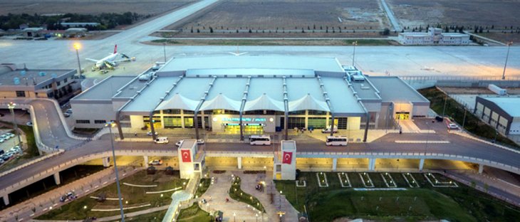 Konya Havalimanı’nda 2021’de kaç yolcu taşındı, kaç uçak iniş-kalkış yaptı?