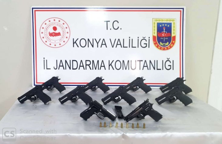 Konya’da kaçak silah ticareti baskını