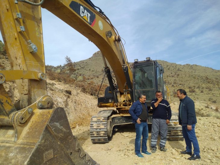 Başkan Tutal yayla yollarındaki çalışmaları inceledi