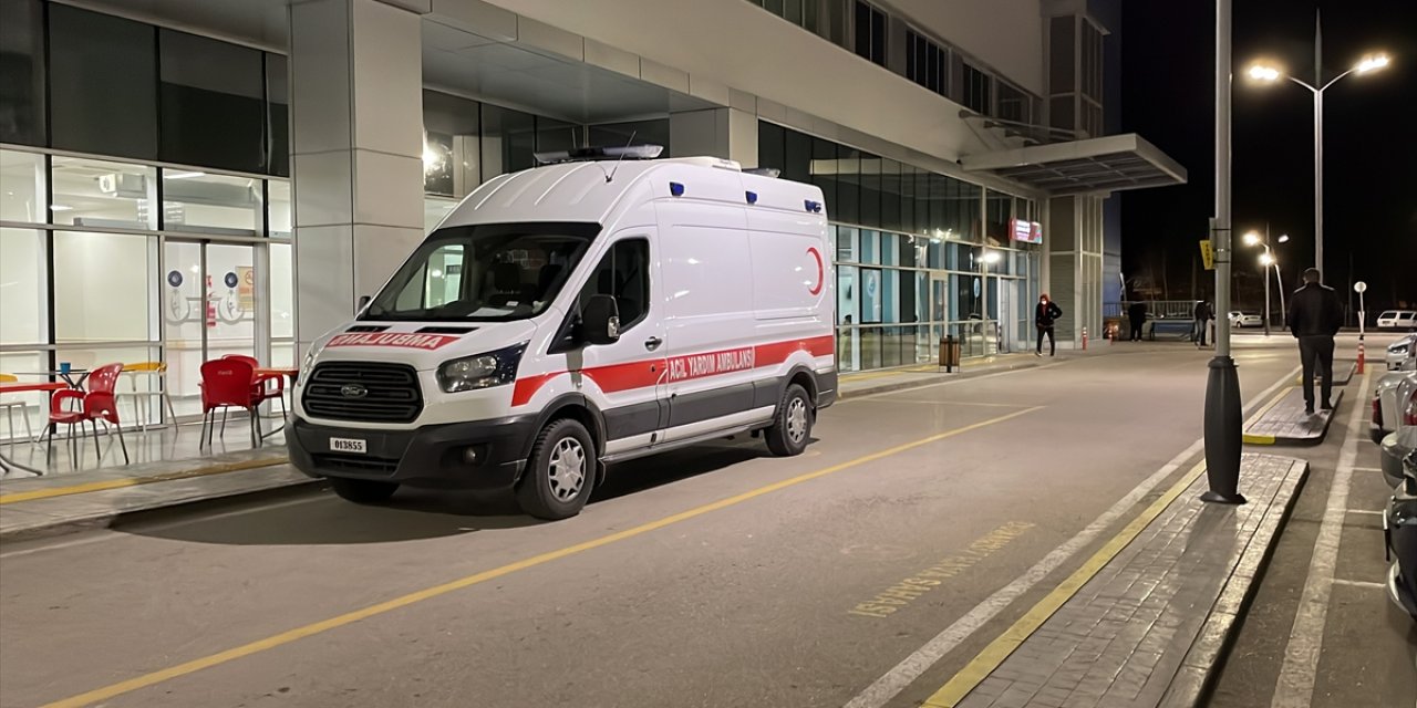 Köpekten kaçarken duvardan düşen çocuk yaralandı