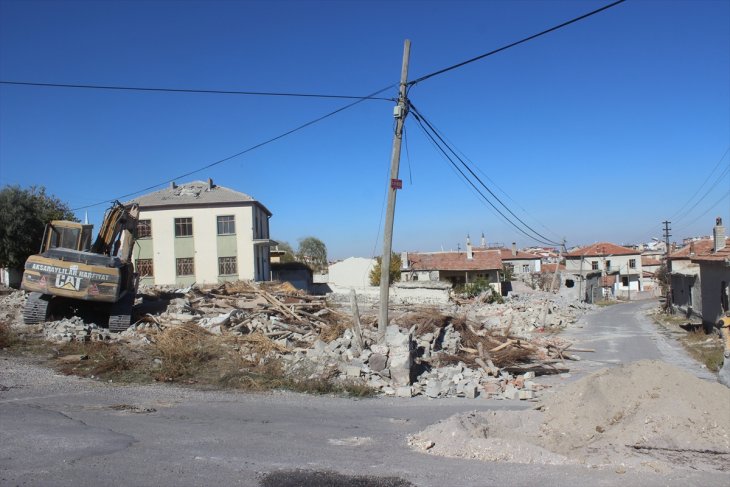 Konya'nın bu ilçesinde kentsel dönüşüm için yıkımlara başlandı